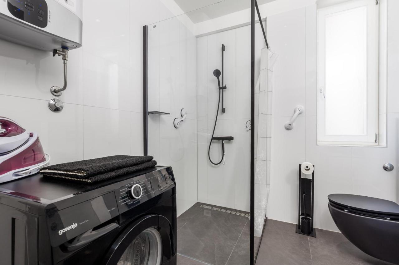 Apartman Rhea Opatija Exterior foto
